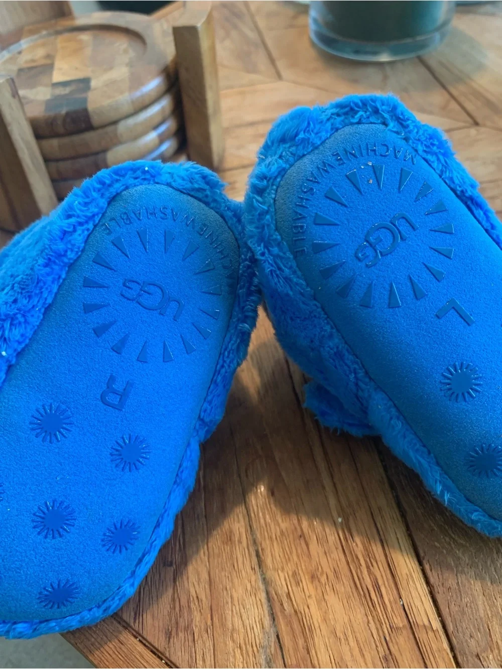 UGG Plush Slip-On Slippers in Electric Blue-02/03